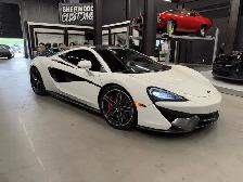 2017 McLaren 570S | Front Lift | Carbon Roof | Carbon Ceramic - Photo 2