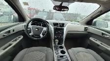 2011 Chevrolet Traverse LS - Photo 11