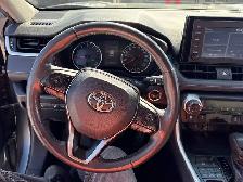 2019 TOYOTA RAV4 XLE AWD PKG | DRIVE ASSIST | PHENOMENAL SHAPE - Photo 8