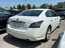 2014 NISSAN MAXIMA SV PKG | PHENOMENAL SHAPE | LOW KM - Photo 5