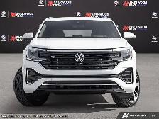 2026 Volkswagen Atlas Cross Sport Execline | IN STOCK - Photo 2