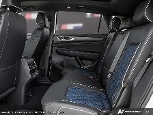 2026 Volkswagen Atlas Cross Sport Execline | IN STOCK - Photo 21