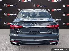 2022 Audi A4 Sedan Komfort | HEATED SEATS | SUNROOF | CARPLAY - Photo 5