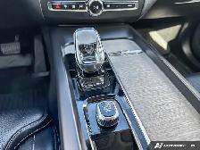 2022 Volvo XC60 Inscription | B6 | HEATED & COOLED SEATS - Photo 18
