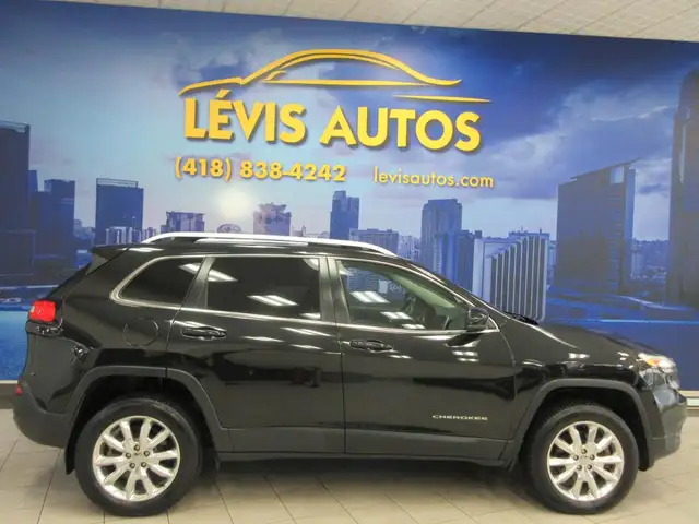 JEEP CHEROKEE 2016 LIMITED V-6 3.2 LITRES 4X4 CUIR   VOLANT CHAU