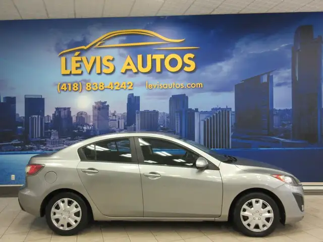 MAZDA3 2011 AUTOMATIQUE AIR CLIMATISE JAMAIS ACCIDENTE TRES PROP