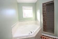 Detached house 4BDR for lease 1st Sept ,2026 - Photo 5