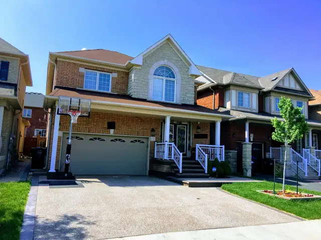 1st September Detached house 4BDR for lease