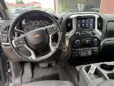 2020 Chevrolet Silverado 1500 LT Crew Cab 4WD - Photo 10