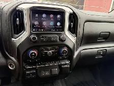 2020 Chevrolet Silverado 1500 LT Crew Cab 4WD - Photo 11