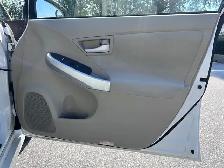 2010 Toyota Prius - Photo 8