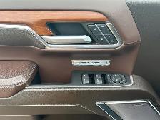 2023 GMC Sierra 1500 Denali Crew 3.0L Leather Sunroof Nav 4x4 - Photo 17
