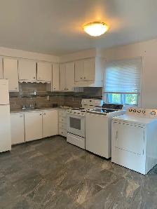 4 1/2 avec 2 chambres fermées et électroménagers - Photo 6