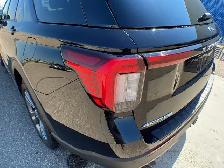 2026 Ford Explorer Active 200A - Photo 13