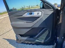 2026 Ford Explorer Active 200A - Photo 18