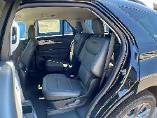 2026 Ford Explorer Active 200A - Photo 23