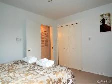 BEAUTIFUL DOWNTOWN PENTICTON SHARED APT $900/ROOM - 2 ROOMS LEFT - Photo 3