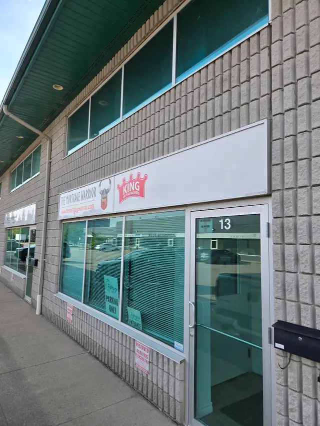 Lower Floor Offices Rental in Brantford - PRIME Location