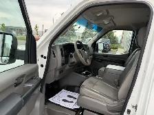 2016 Nissan NV 3500HD Cargo - Photo 10