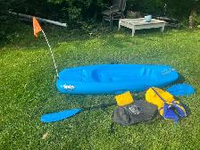 like new-6 Ft Pelican Solo kayak for kids