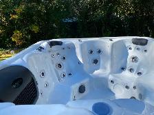 Door Crasher Sale! New 6 Person Spas -54 Jets - Free Delivery HU - Photo 10