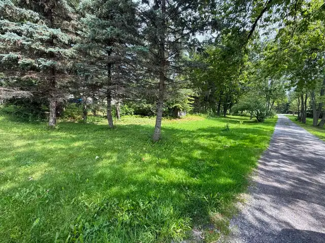 TERRAIN À VENDRE – TROIS-RIVIÈRES