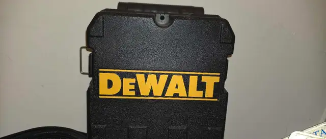 DeWalt DW088 Laser Level