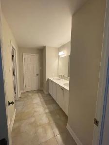 Large beautiful room renting in riverside south Summerhill area