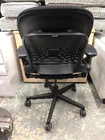 Steelcase Leap V1 Chair! - Photo 4