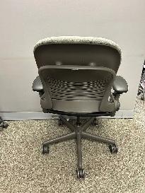 Steelcase Leap Chair! - Photo 4