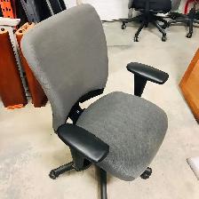 Haworth Look Chair! - Photo 2