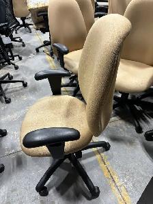 Global High Back Ergonomic Chair Malaga 3D! - Photo 3