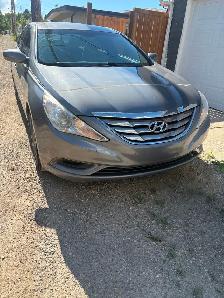 2013 HYUNDIA SONATA $3900.00 OBO - Photo 2