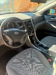 2013 HYUNDIA SONATA $3900.00 OBO - Photo 5