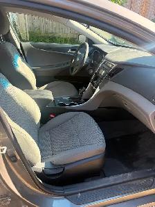 2013 HYUNDIA SONATA $3900.00 OBO - Photo 6