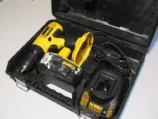 DeWalt 18 Volt Drill Package with Case - Photo 9