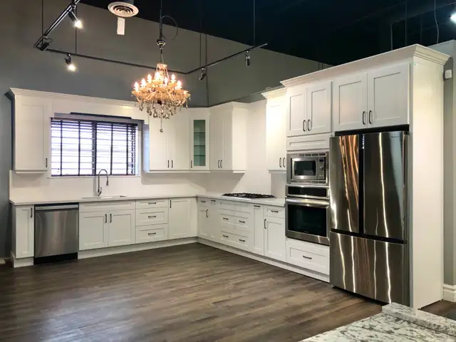 Premium White Shaker Kitchen Cabinet Set – Clearance Huge Sale!
