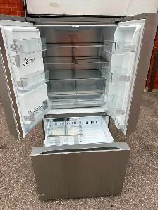 Fridge - 36' LG 30.7 Cu. Ft. French Door  Stainless Steel - New - Photo 6