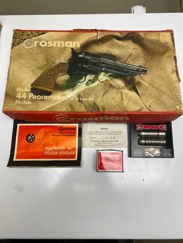 Vintage crosman collection , 2 with boxes hard to find original