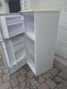 24-In refrigerator