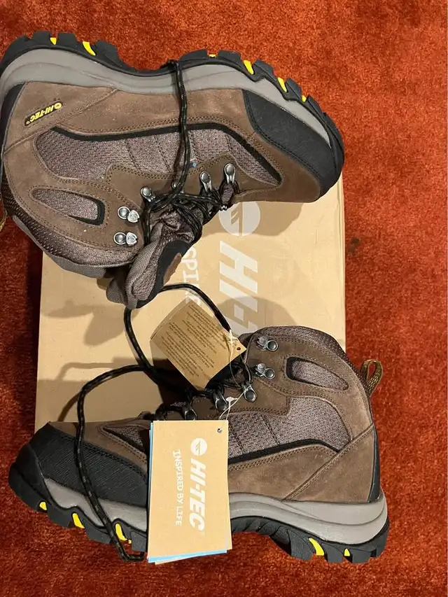 New Men's Trail Hiking Boots