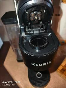 Keurig Coffee Machine for Sale (for pods)