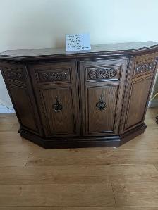 Living room table set. - Photo 2