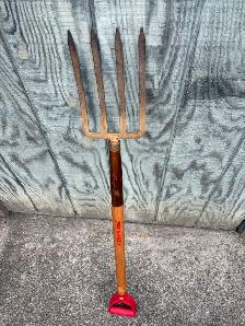 4 Tine True Temper Garden Spading Fork ! - Photo 4