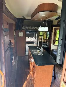 2014 Attitude eclipse fifth wheel toy haulier - Photo 3