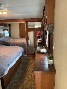 2014 Attitude eclipse fifth wheel toy haulier - Photo 7