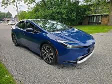 2023 Toyota Prius Prime XSE Auto - Photo 4