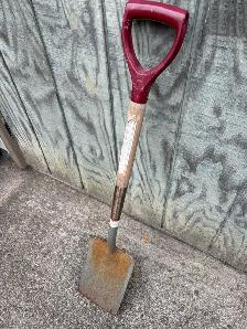 Spear & Jackson Garden Spade Shovel with D-Grip Handle ! - Photo 2