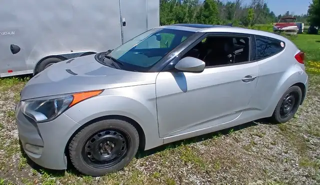 2012 HYUNDAI VELOSTER - TECH PACKAGE