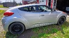 2012 HYUNDAI VELOSTER - TECH PACKAGE - Photo 2